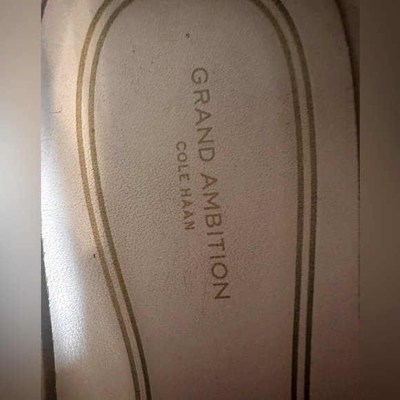 Grand Ambition Slip On  Loafer- Cole Haan Womens 9 - Picture 3 of 6